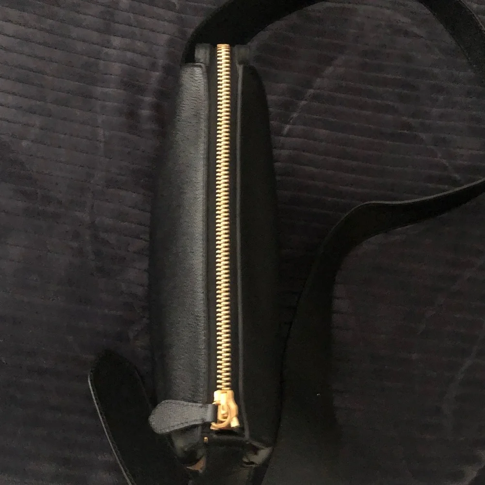 Burberry Helmsley Black Belt Bag with Gold Details - Picture 7 of 10